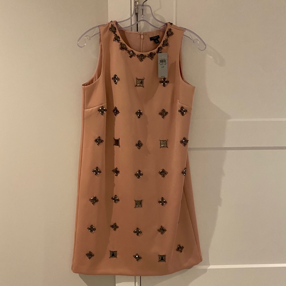 Pink dress with jewel detail